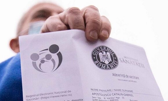 Adeverinta de vaccinare sau pasaportul UE